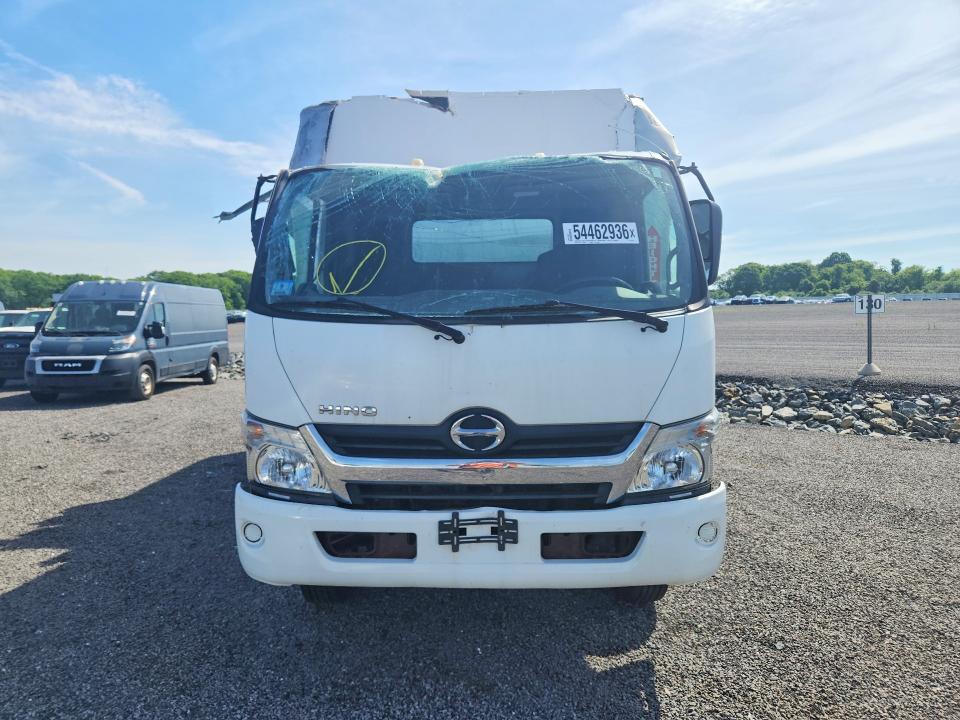 Продажа на аукционе авто 2019 Hino 155, vin: JHHYDM1H7KK007812, номер лота: 54462936