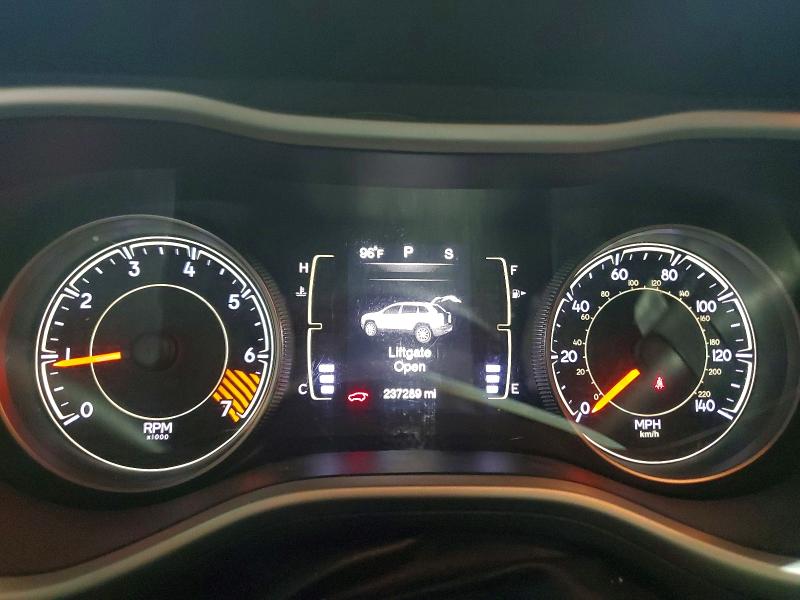 55759576 :رقم المزاد ، 1C4PJLAB0FW596679 vin ، 2015 Jeep Cherokee مزاد بيع