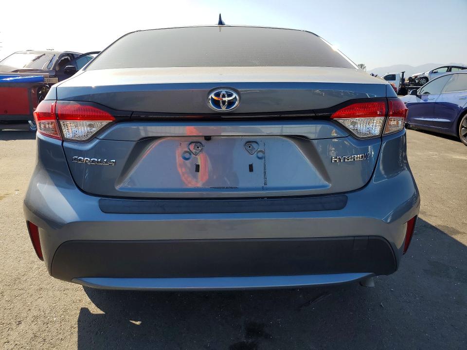2021 Toyota Corolla მანქანა იყიდება აუქციონზე, vin: JTDEAMDE8MJ013806, აუქციონის ნომერი: 58122176