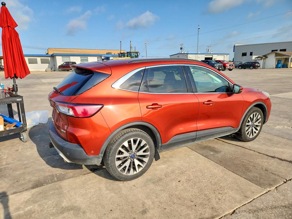 2020 Ford Escape მანქანა იყიდება აუქციონზე, vin: 1FMCU9J96LUA80738, აუქციონის ნომერი: 58448446