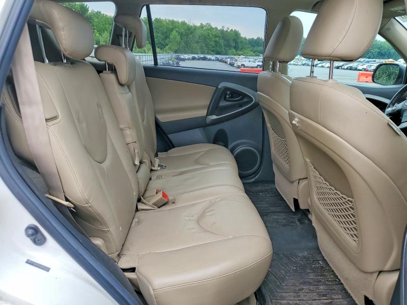 57717746 :رقم المزاد ، 2T3DK4DV4BW046647 vin ، 2011 Toyota Rav4 مزاد بيع