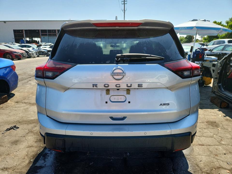 Продажа на аукционе авто 2025 Nissan Rogue, vin: 5N1BT3BB3SC829951, номер лота: 57434326