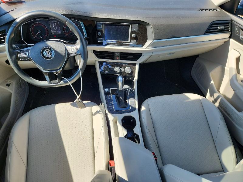54070676 :رقم المزاد ، 3VWC57BU8KM198170 vin ، 2019 Volkswagen Jetta مزاد بيع