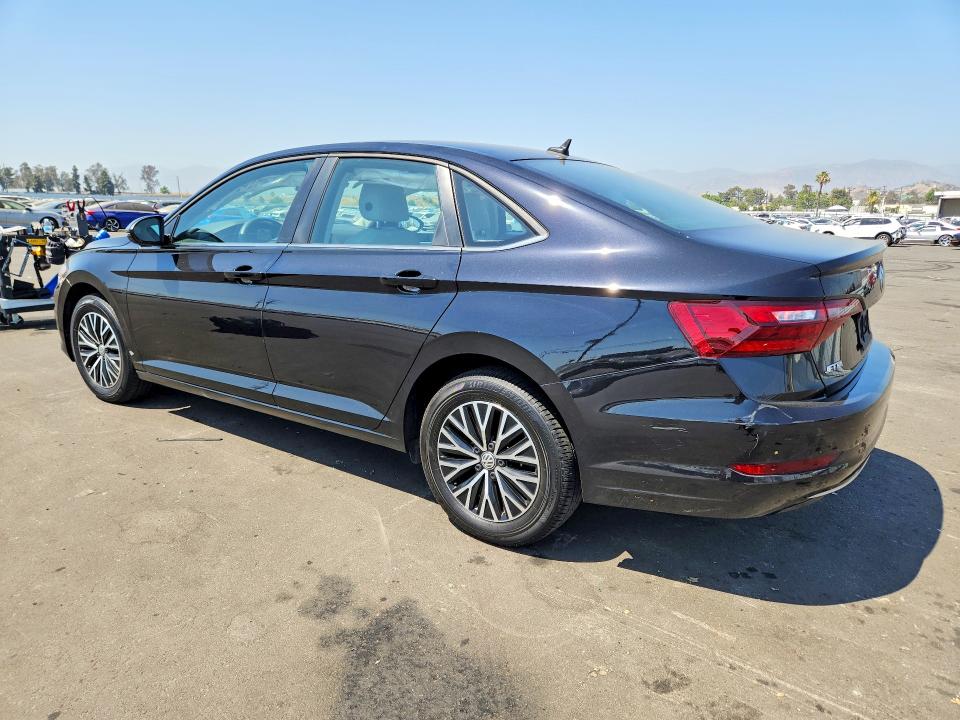 55767576 :رقم المزاد ، 3VWC57BUXMM086067 vin ، 2021 Volkswagen Jetta مزاد بيع