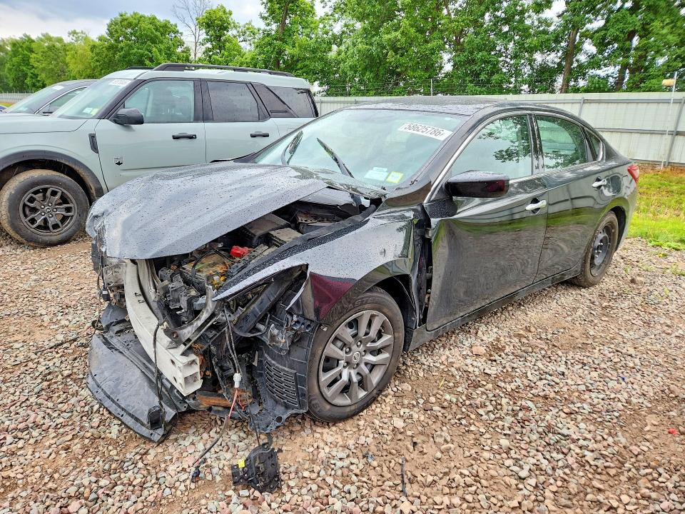 Продаж на аукціоні авто 2018 Nissan Altima, vin: 1N4AL3AP8JC275467, номер лоту: 58625786