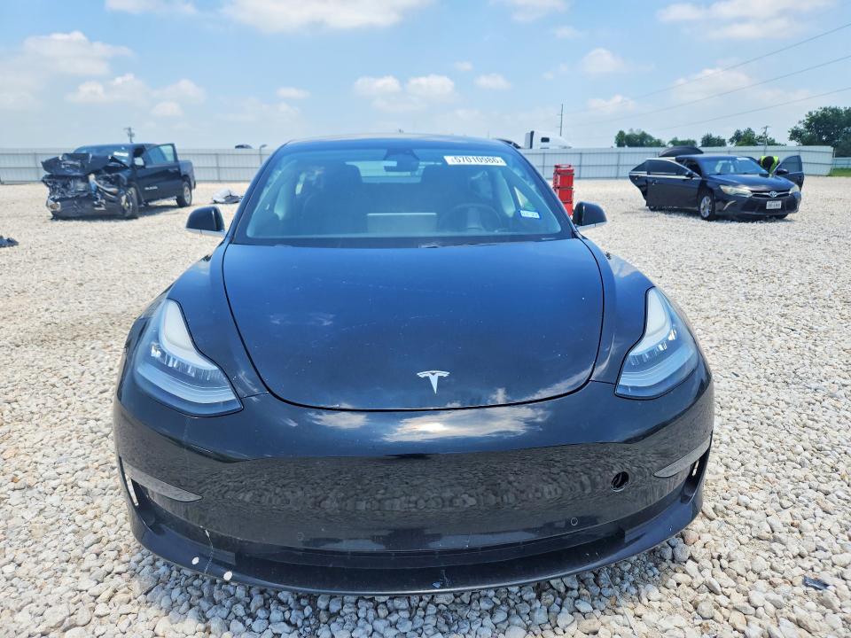 57010986 :رقم المزاد ، 5YJ3E1EA4KF394810 vin ، 2019 Tesla Model 3 مزاد بيع