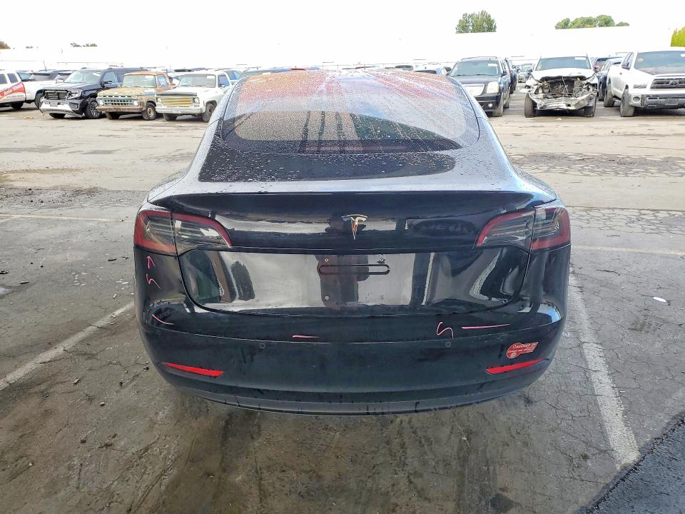 Продажа на аукционе авто 2018 Tesla Model 3, vin: 5YJ3E1EA8JF031313, номер лота: 56670046
