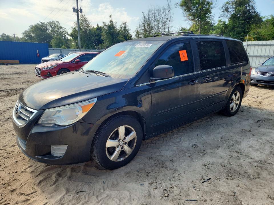 2011 Volkswagen Routan მანქანა იყიდება აუქციონზე, vin: 2V4RW3DG8BR717680, აუქციონის ნომერი: 85988505