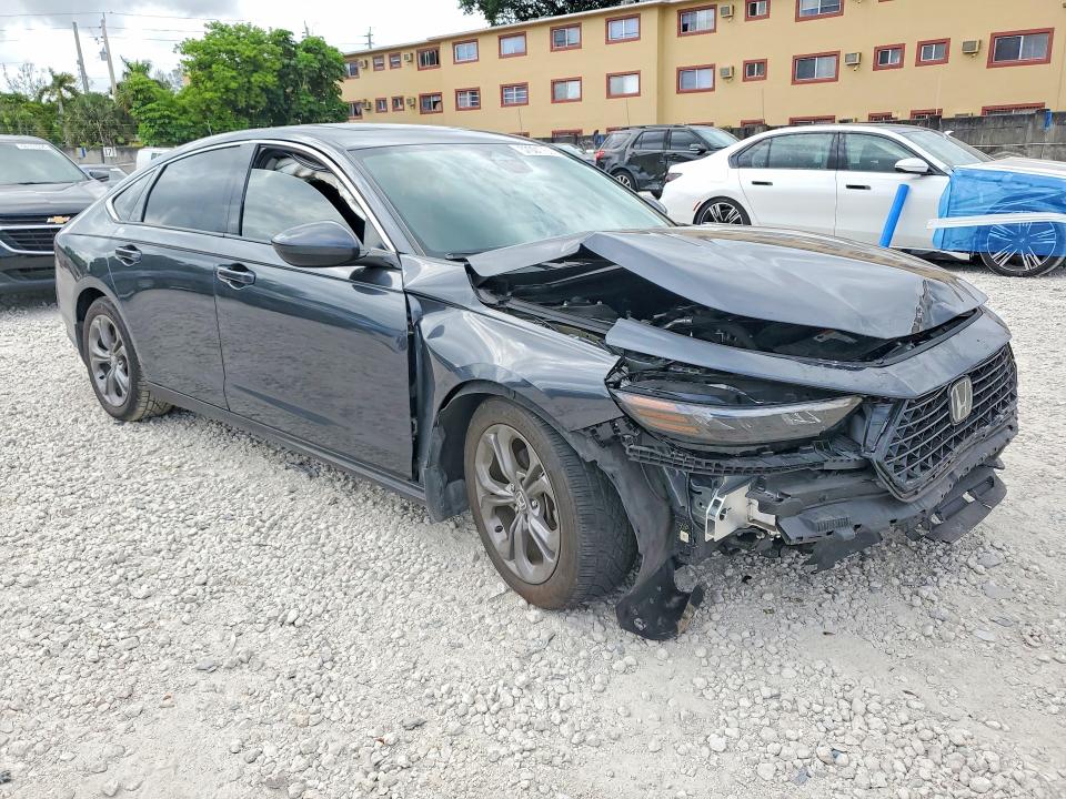 57001756 :رقم المزاد ، 1HGCY1F39RA052619 vin ، 2024 Honda Accord مزاد بيع