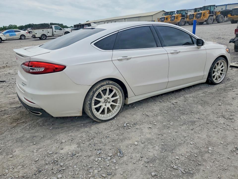 55633556 :رقم المزاد ، 3FA6P0K94LR119388 vin ، 2020 Ford Fusion مزاد بيع