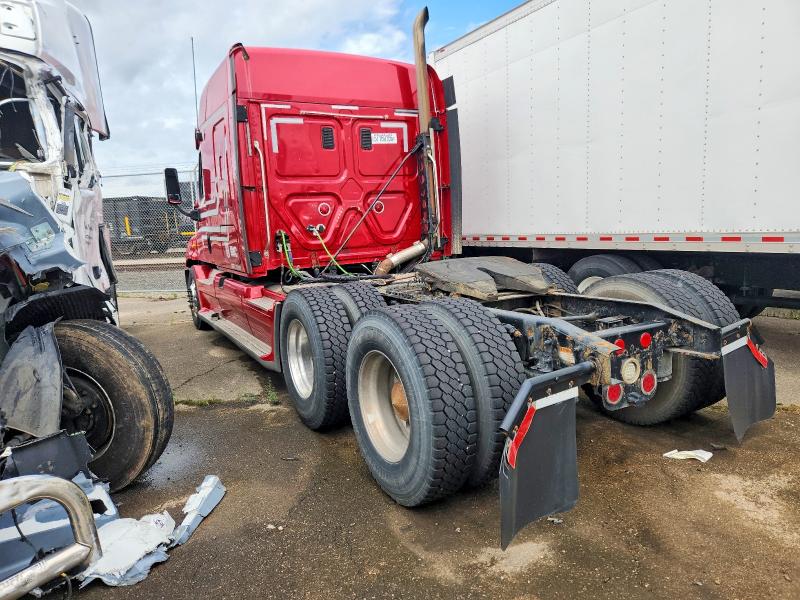 Продаж на аукціоні авто 2013 Freightliner Cascadia, vin: 3AKJGLDR9DSFF2168, номер лоту: 57160156