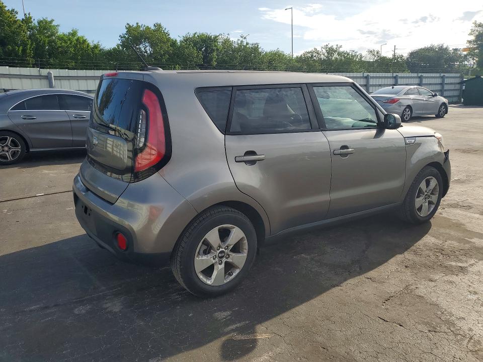 56871096 :رقم المزاد ، KNDJN2A29J7505044 vin ، 2018 Kia Soul مزاد بيع