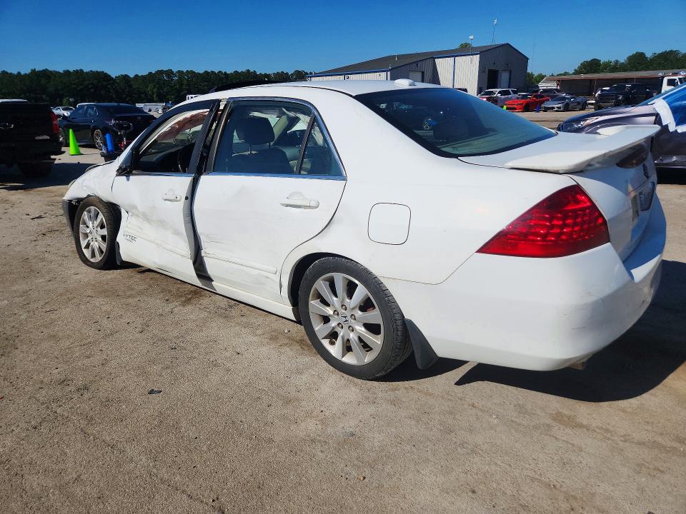 56899786 :رقم المزاد ، 1HGCM66527A027844 vin ، 2007 Honda Accord مزاد بيع