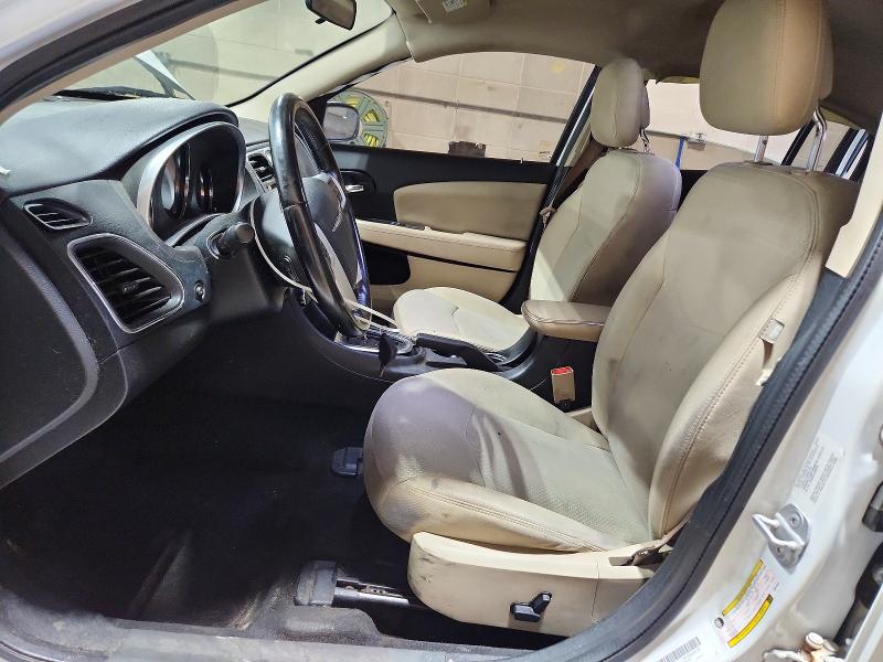 2011 Chrysler 200 მანქანა იყიდება აუქციონზე, vin: 1C3BC1FB4BN618463, აუქციონის ნომერი: 55695776