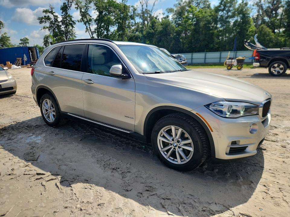 56930416 :رقم المزاد ، 5UXKR0C5XF0P14800 vin ، 2015 Bmw X5 مزاد بيع
