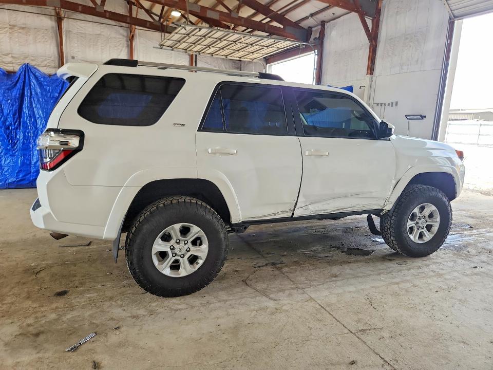 2020 Toyota 4runner მანქანა იყიდება აუქციონზე, vin: JTEBU5JR3L5802360, აუქციონის ნომერი: 56673616