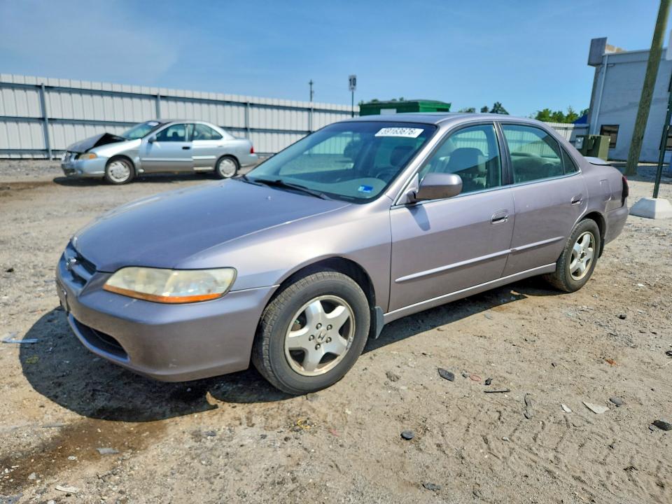 Продажа на аукционе авто 2000 Honda Accord, vin: 1HGCG1654YA005727, номер лота: 59163676