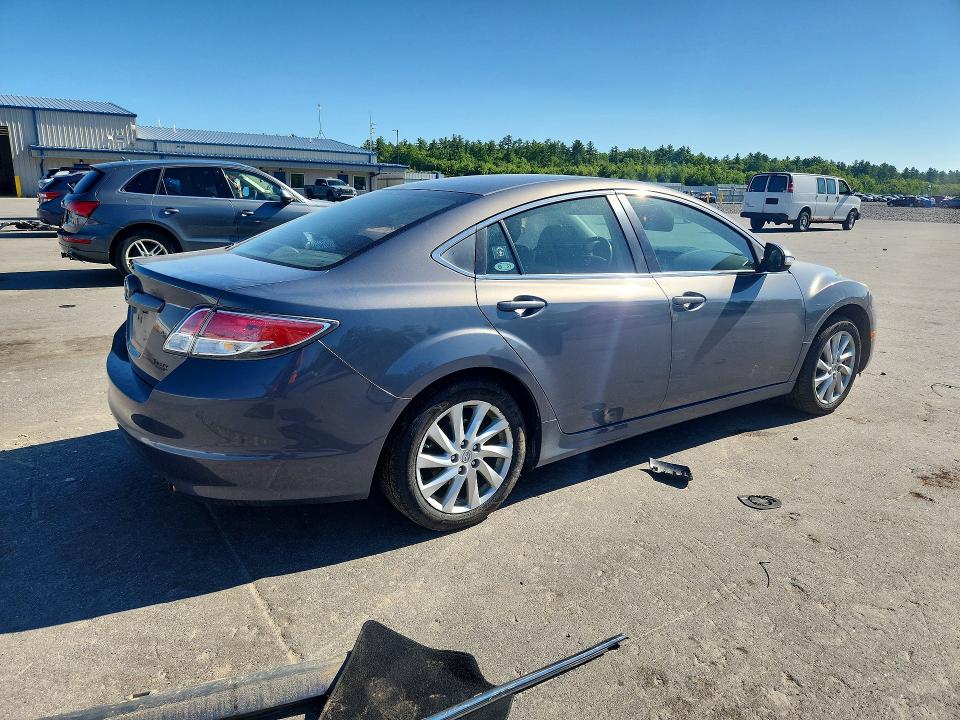 55951466 :رقم المزاد ، 1YVHZ8CH6B5M03781 vin ، 2011 Mazda 6 مزاد بيع