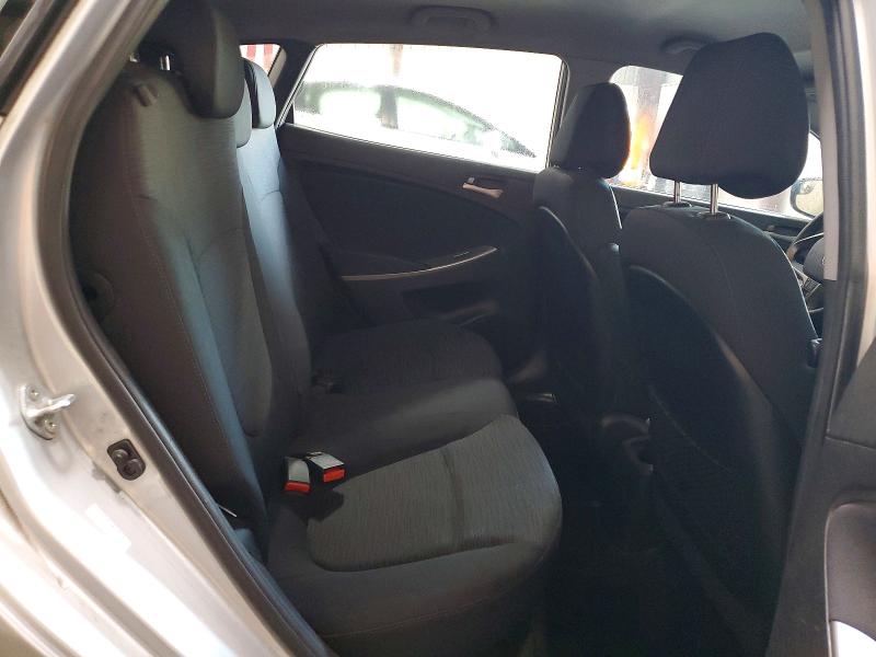 59015896 :رقم المزاد ، KMHCT5AE6FU232224 vin ، 2015 Hyundai Accent مزاد بيع