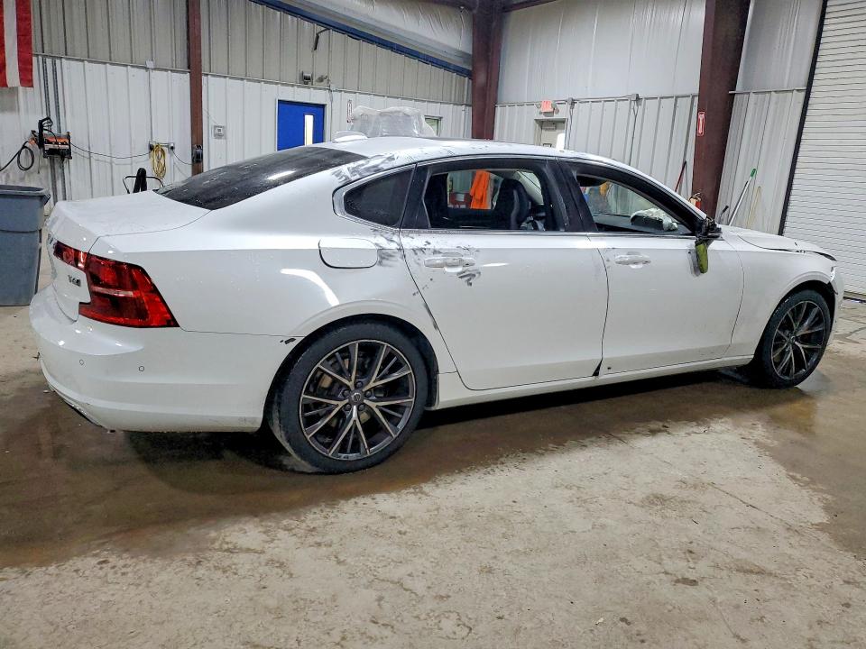 2018 Volvo S90 მანქანა იყიდება აუქციონზე, vin: LVY992MK5JP024770, აუქციონის ნომერი: 58272426