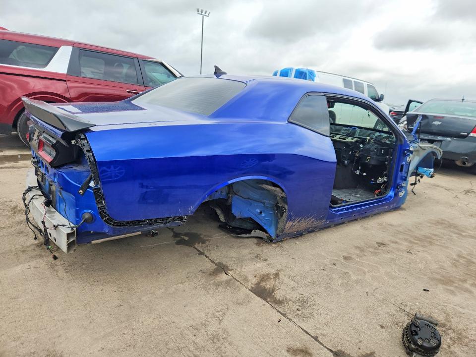 56361796 :رقم المزاد ، 2C3CDZFJXJH219071 vin ، 2018 Dodge Challenger مزاد بيع