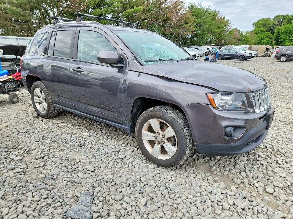 57852196 :رقم المزاد ، 1C4NJDEB7HD191151 vin ، 2017 Jeep Compass مزاد بيع