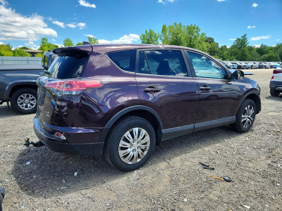 Auction sale of the 2017 Toyota Rav4, vin: 2T3BFREVXHW688354, lot number: 57398826