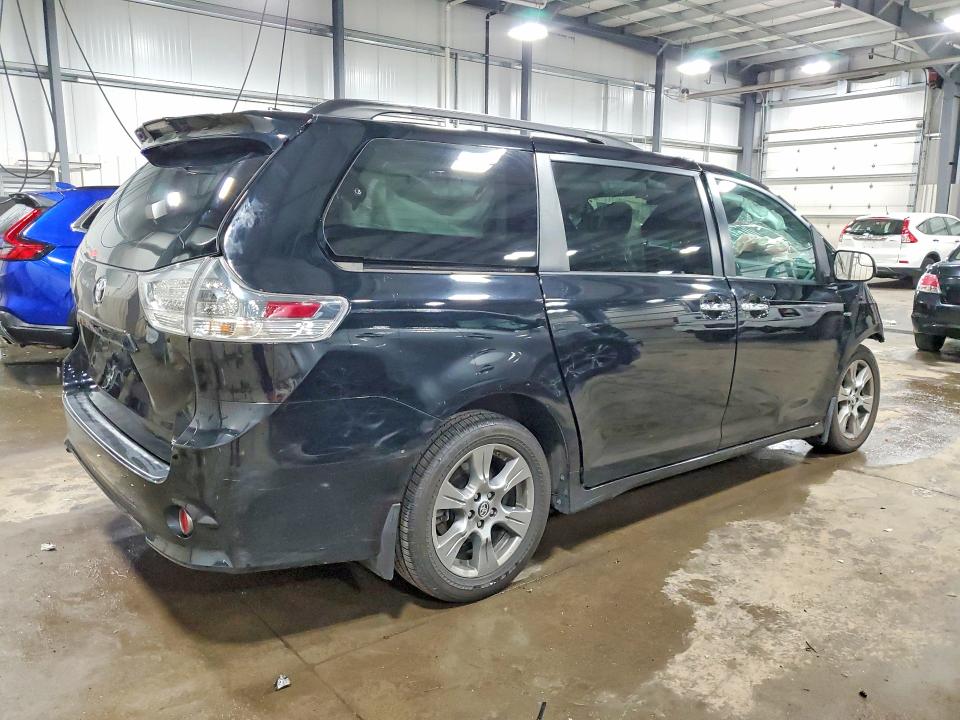 2019 Toyota Sienna მანქანა იყიდება აუქციონზე, vin: 5TDEZ3DC9KS215250, აუქციონის ნომერი: 56450766