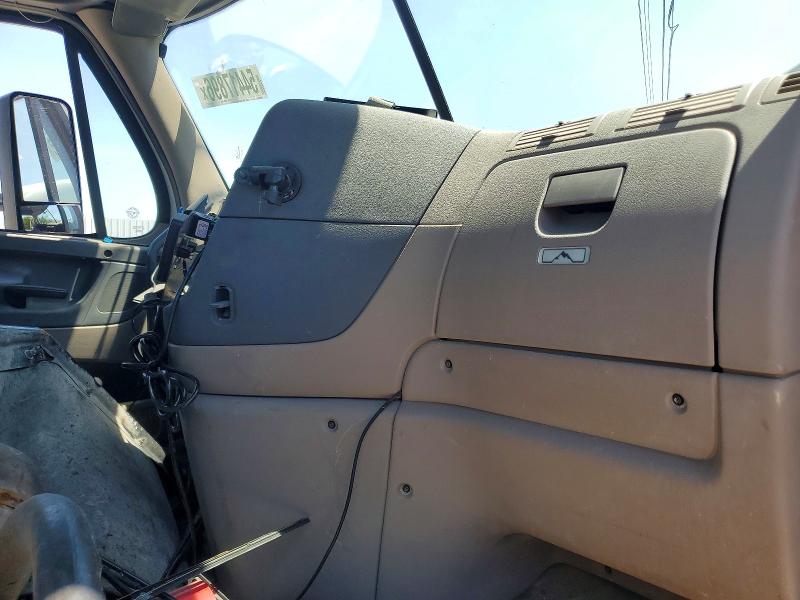 Продаж на аукціоні авто 2019 Freightliner Cascadia 125, vin: 3AKBGDDR6KSKS4912, номер лоту: 54417896