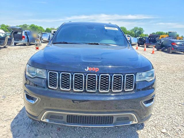 56092996 :رقم المزاد ، 1C4RJFBGXHC819223 vin ، 2017 Jeep Grand Cherokee مزاد بيع