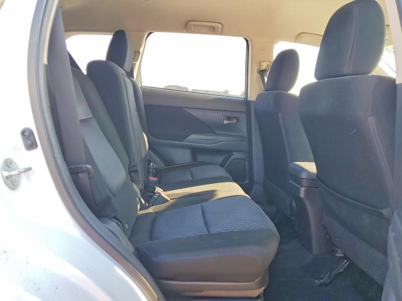 Продаж на аукціоні авто 2014 Mitsubishi Outlander, vin: JA4AZ3A38EZ016643, номер лоту: 57119586