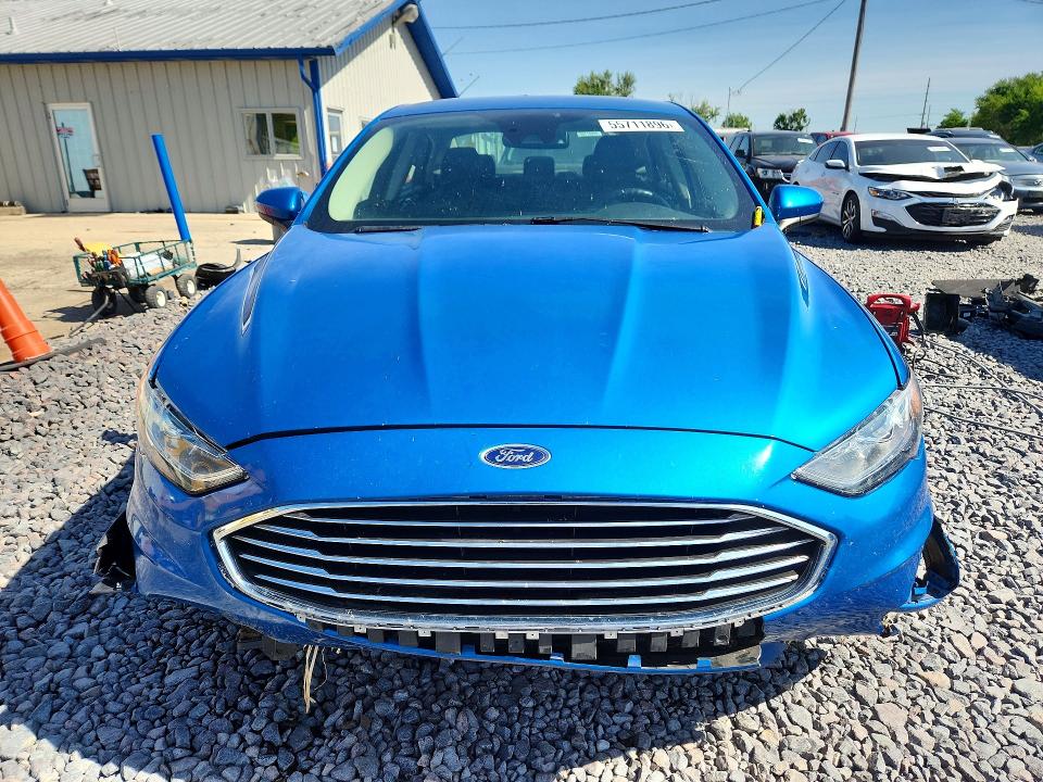 2020 Ford Fusion მანქანა იყიდება აუქციონზე, vin: 3FA6P0LU9LR162661, აუქციონის ნომერი: 55711896