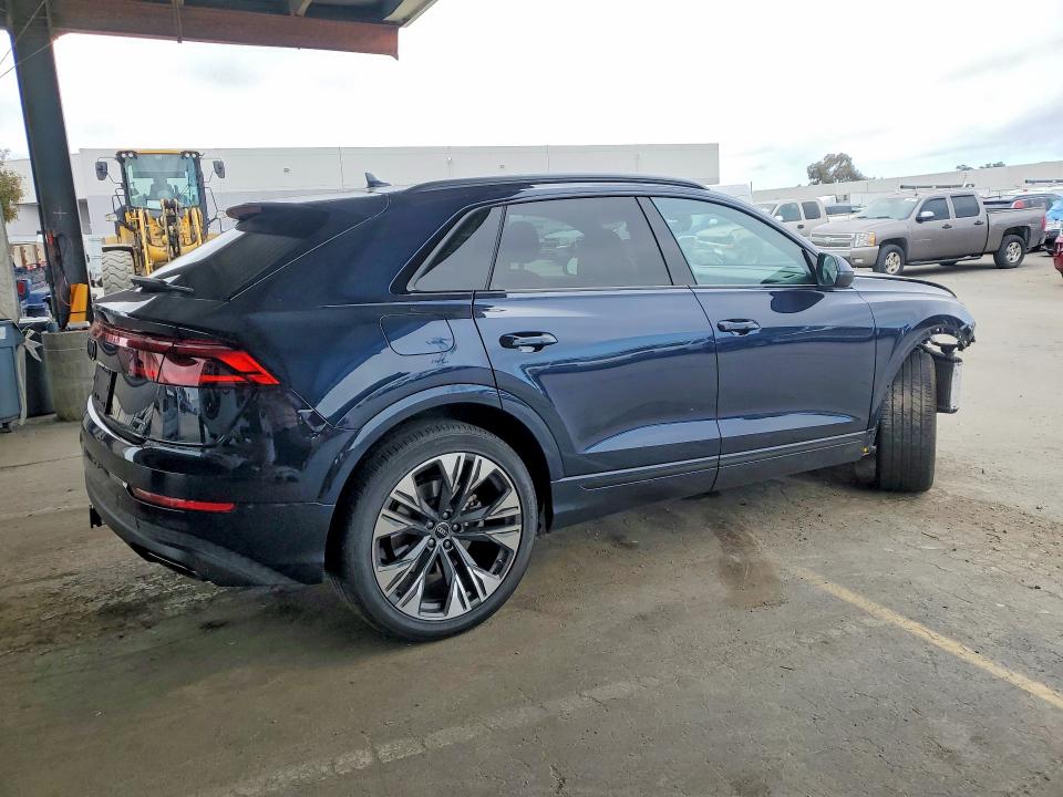 Продаж на аукціоні авто 2025 Audi Q8, vin: WA1AVBF14SD034305, номер лоту: 55959566