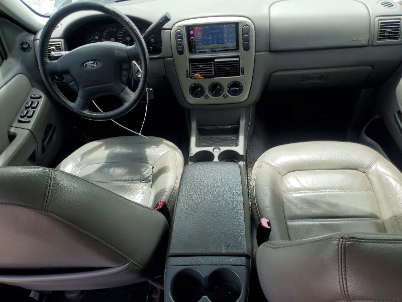52055526 :رقم المزاد ، 1FMZU63K85UA77321 vin ، 2005 Ford Explorer مزاد بيع