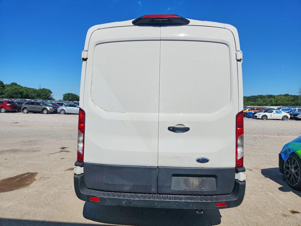 59729936 :رقم المزاد ، 1FTBR1C80MKA86233 vin ، 2021 Ford Transit مزاد بيع