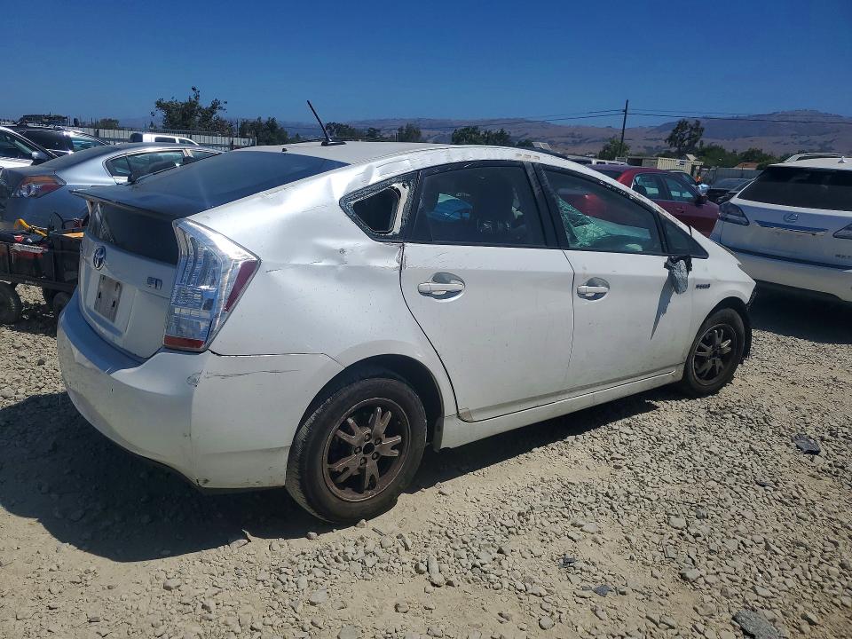 2011 Toyota Prius მანქანა იყიდება აუქციონზე, vin: JTDKN3DUXB0327727, აუქციონის ნომერი: 59021346