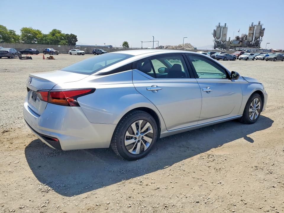 58637556 :رقم المزاد ، 1N4BL4BV8RN375995 vin ، 2024 Nissan Altima مزاد بيع