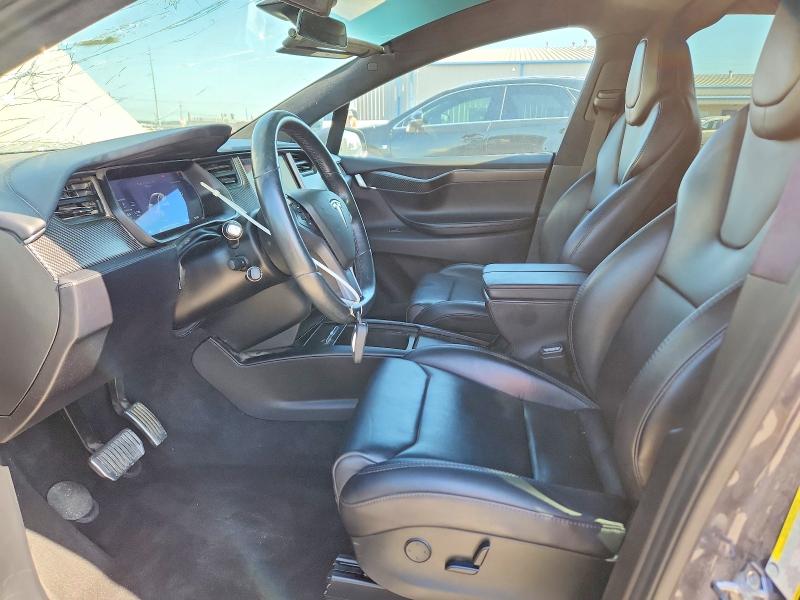 55704196 :رقم المزاد ، 5YJXCAE20JF112872 vin ، 2018 Tesla Model X مزاد بيع