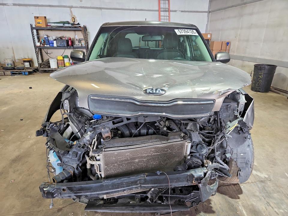 2017 Kia Soul მანქანა იყიდება აუქციონზე, vin: KNDJP3A59H7423688, აუქციონის ნომერი: 57394126