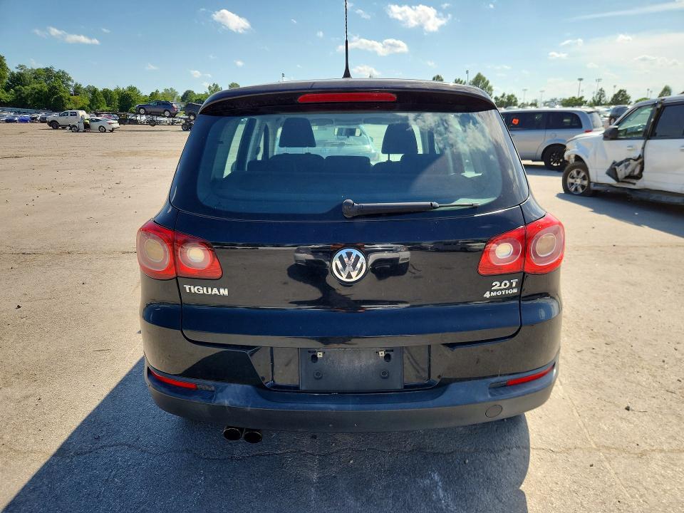 2011 Volkswagen Tiguan მანქანა იყიდება აუქციონზე, vin: WVGBV7AXXBW534469, აუქციონის ნომერი: 57749126