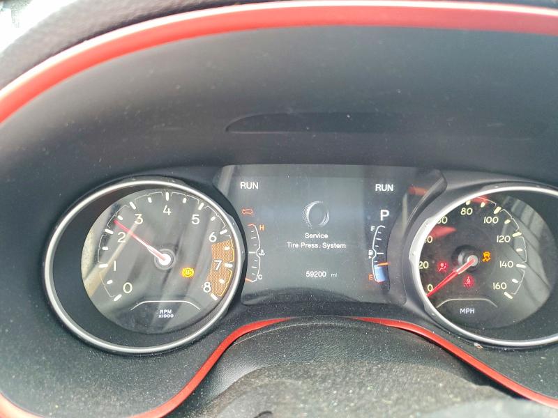 55832306 :رقم المزاد ، 3C4NJDDB2JT115418 vin ، 2018 Jeep Compass مزاد بيع