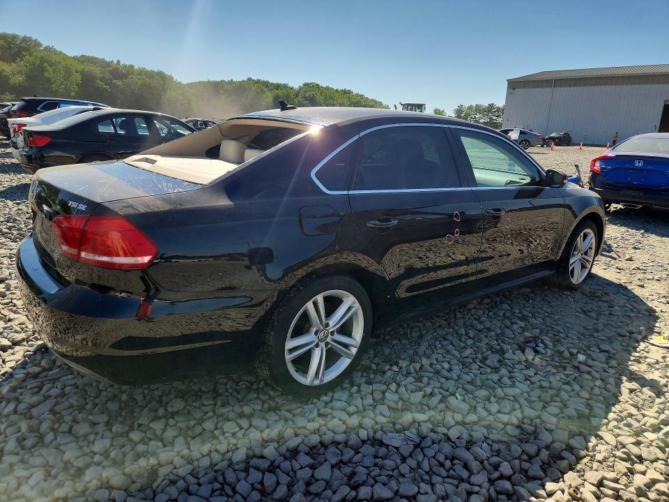 2014 Volkswagen Passat მანქანა იყიდება აუქციონზე, vin: 1VWBS7A32EC078822, აუქციონის ნომერი: 55586526