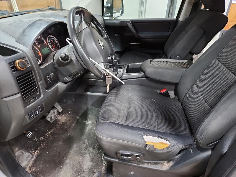 57263776 :رقم المزاد ، 1N6AA0EC2AN304324 vin ، 2010 Nissan Titan مزاد بيع