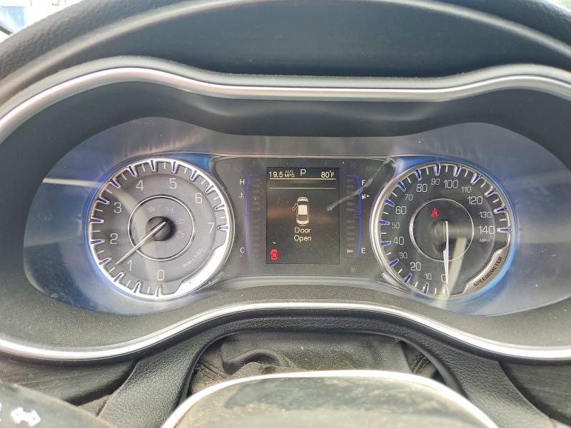 56780946 :رقم المزاد ، 1C3CCCAB9FN611621 vin ، 2015 Chrysler 200 مزاد بيع