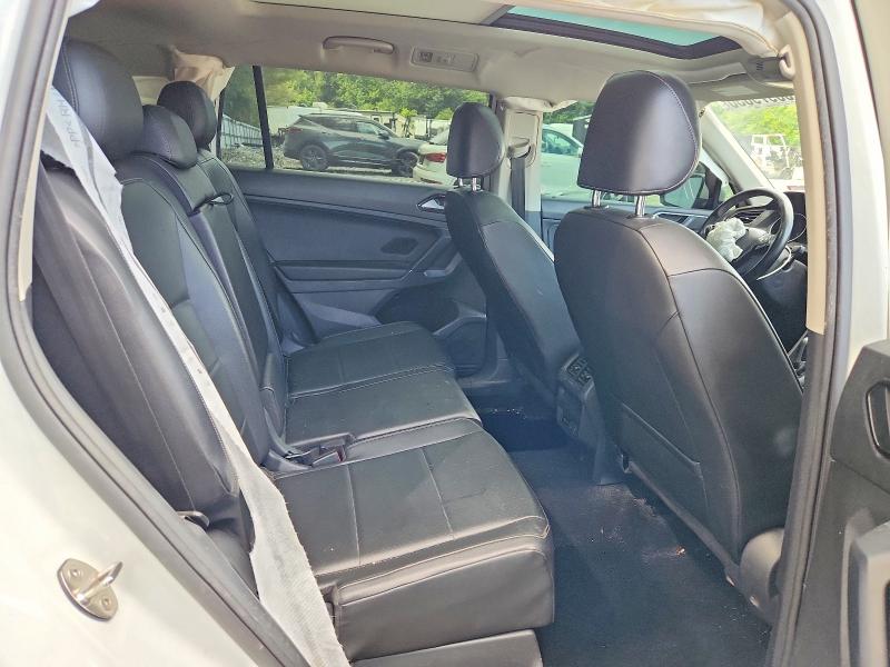 Auction sale of the 2018 Volkswagen Tiguan, vin: 3VV2B7AX4JM003085, lot number: 55979036