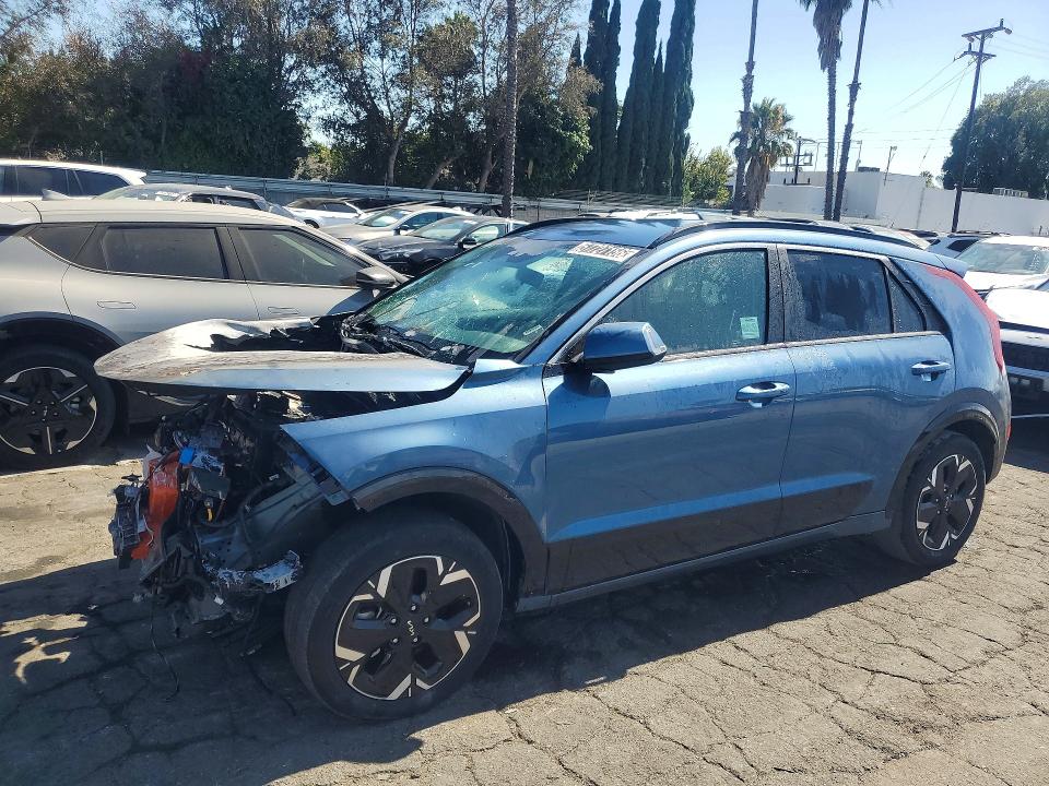 57727156 :رقم المزاد ، KNDCR3L12R5121430 vin ، 2024 Kia Niro مزاد بيع