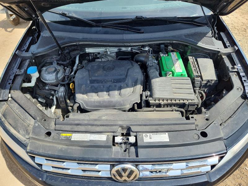 56615766 :رقم المزاد ، 3VV0B7AX5KM098359 vin ، 2019 Volkswagen Tiguan مزاد بيع