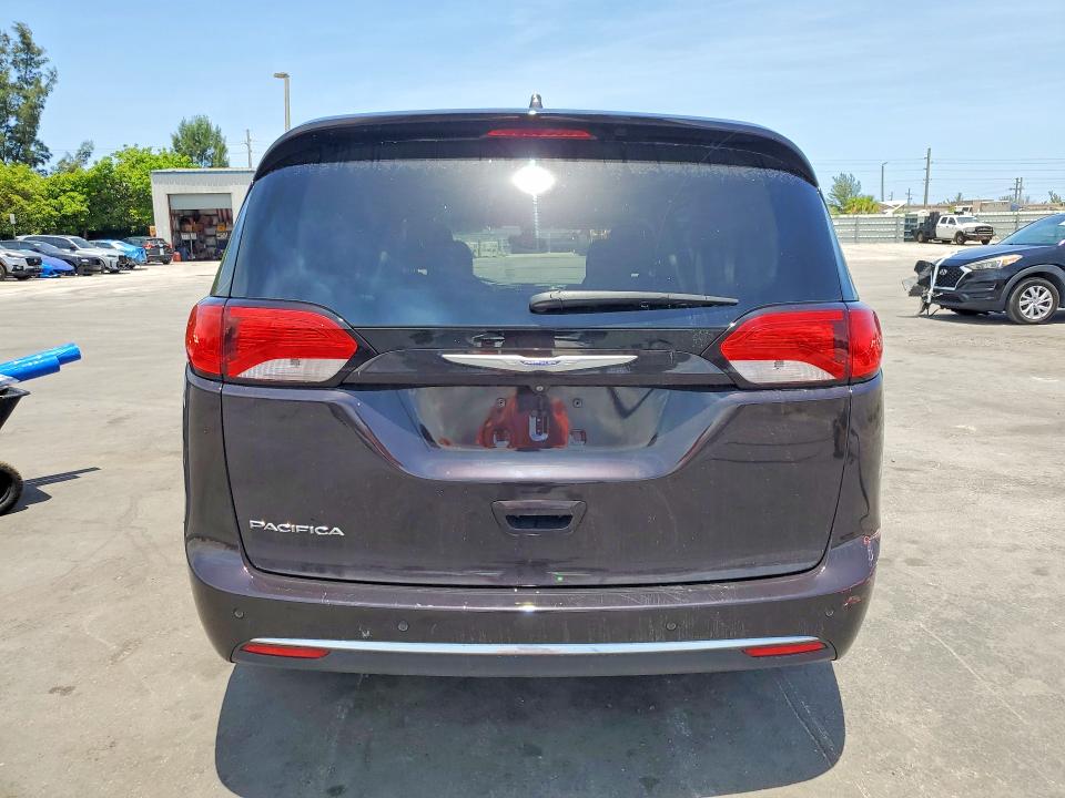 57870776 :رقم المزاد ، 2C4RC1FG2JR279144 vin ، 2018 Chrysler Pacifica مزاد بيع