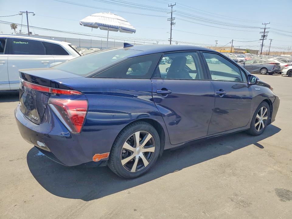 56070136 :رقم المزاد ، JTDBVRBD3HA001955 vin ، 2017 Toyota Mirai مزاد بيع