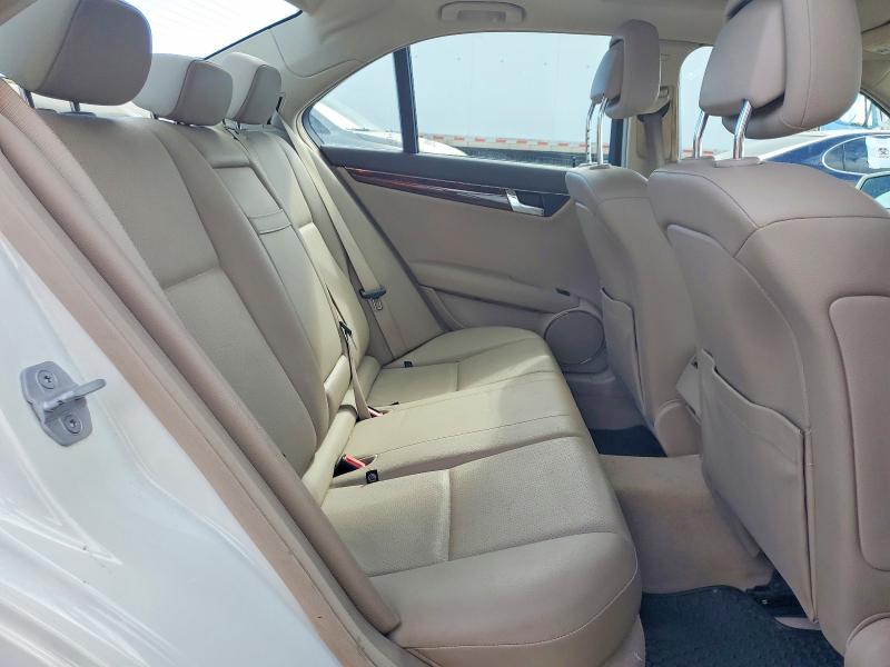 2011 Mercedes-benz C მანქანა იყიდება აუქციონზე, vin: WDDGF5EB1BA510848, აუქციონის ნომერი: 56857946